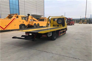 韩村河非事故拖车